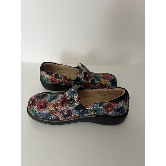Alegria by PF Lite Women's Bloomies Slip- On Clog Floral Leather Size 38 (US 8) - Picture 5 of 8